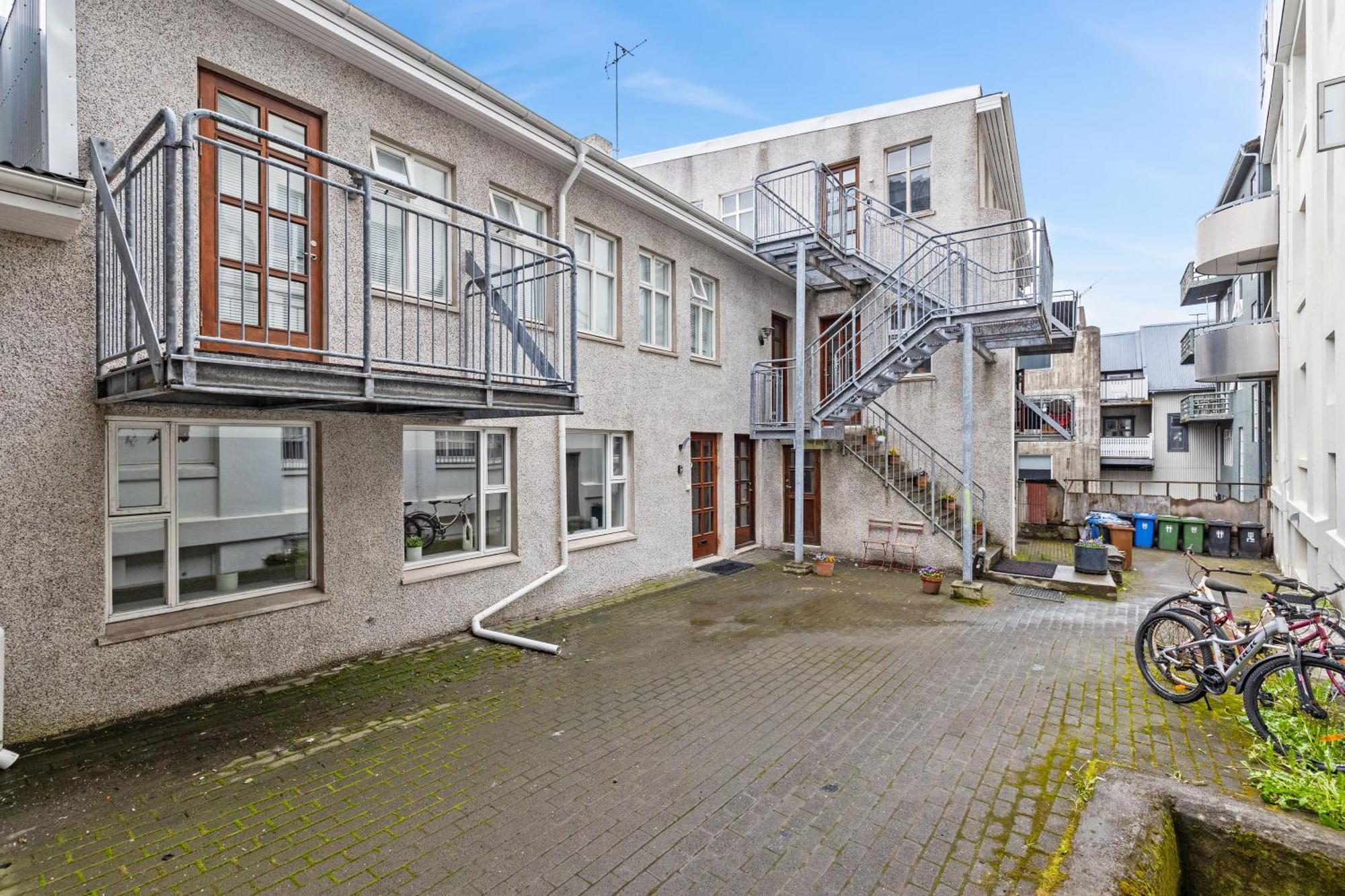 Vatnsstigur Apartment Рейк'явік Екстер'єр фото